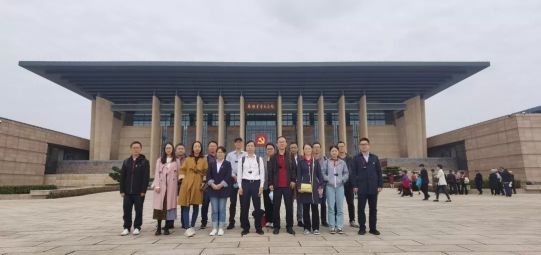 公司第三黨支部開展“南湖紅船憶初心，牢記使命勇?lián)?dāng)”主題黨日活動